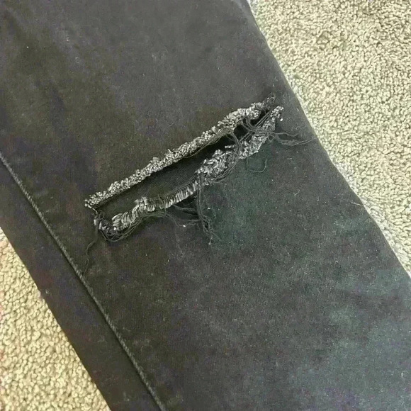 American Eagle Next Level Stretch High Rise Black Jeans - Picture 2 of 4